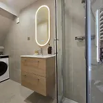 Apartamento Little Lv1 Au Cœur De L'avenue Des Champs-elysées Arc De Triomphe *