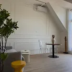 Apartamento Little Lv1 Au Cœur De L'avenue Des Champs-elysées Arc De Triomphe *