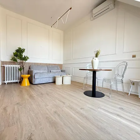 Apartment Lv1 Au Coeur De L'avenue Des Champs-elysees Arc De Triomphe